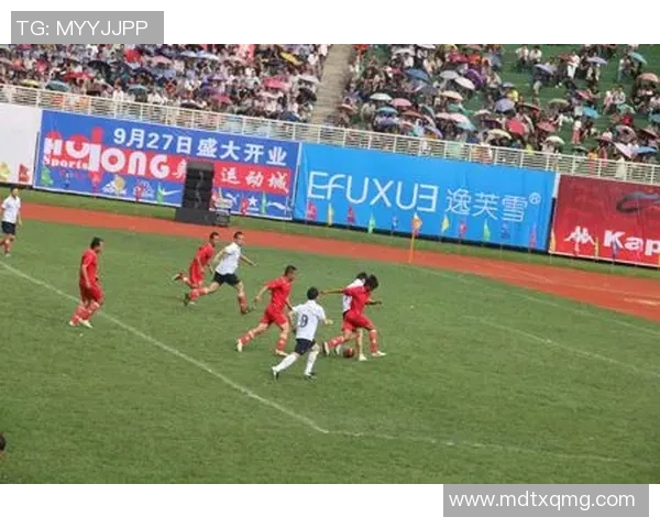 美式足球明星的职业生涯与成就之路全景解析